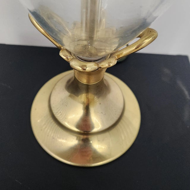 Metal Vintage Chapman Brass & Seeded Glass Urn Table Lamp – 1980s For Sale - Image 7 of 9