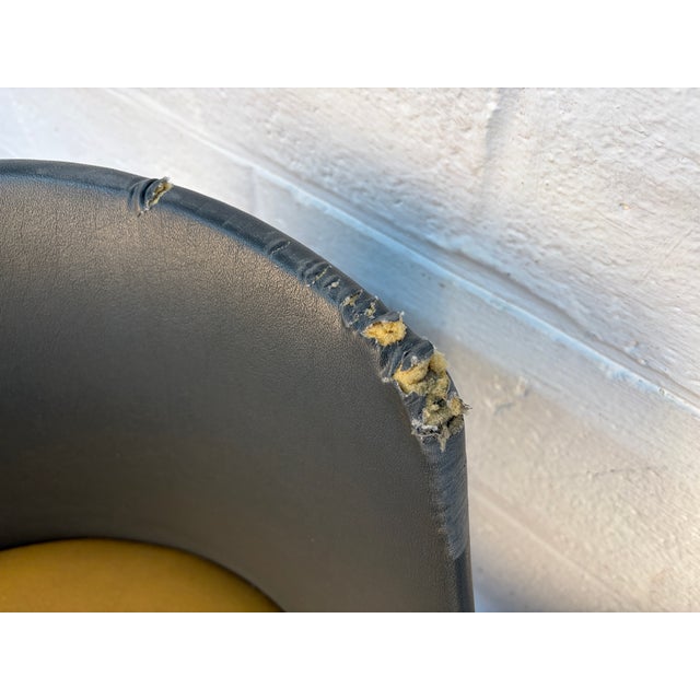 Pair of Mid-Century Modern Swivel Bar Stools, Circa 1970s For Sale - Image 13 of 15