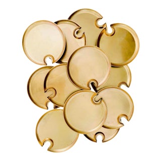 Vintage Hollywood Regency Cocktail Plates With Glass Cup Rest Holder, Gold Leaf Lacquer- Set of 12 Pieces For Sale