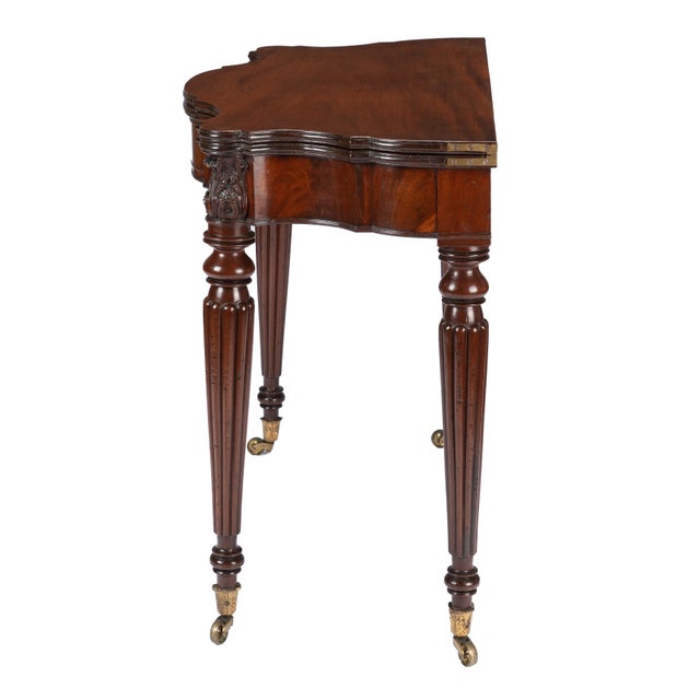 American Federal Flip Top Mahogany Game Table Attributed to Samuel Field McIntire, 1810-15 For Sale - Image 3 of 18