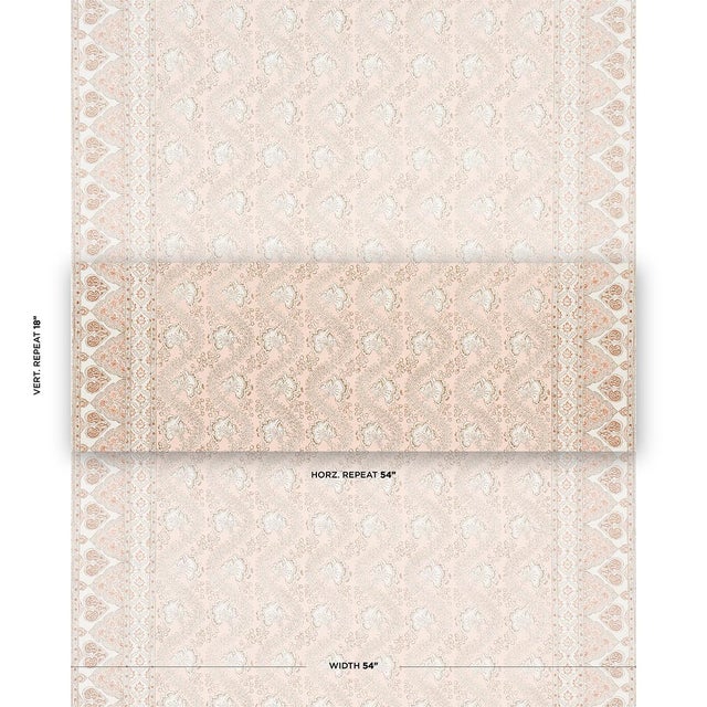 Tombay's delicate vine stripe and intricate borders were inspired by a vintage document fabric. This wonderful medium-...