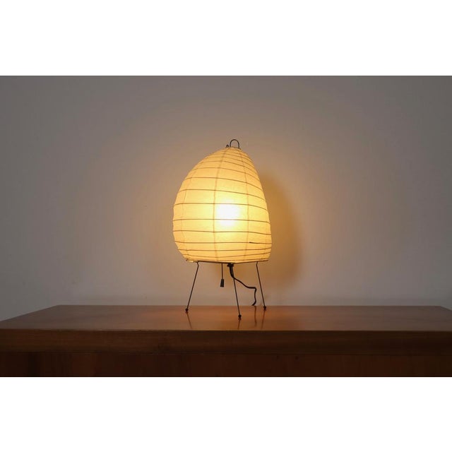 Wood Vintage Model 1N Light Sculpture Table Lamp by Isamu Noguchi for Akari, Japan, 1979 For Sale - Image 7 of 14