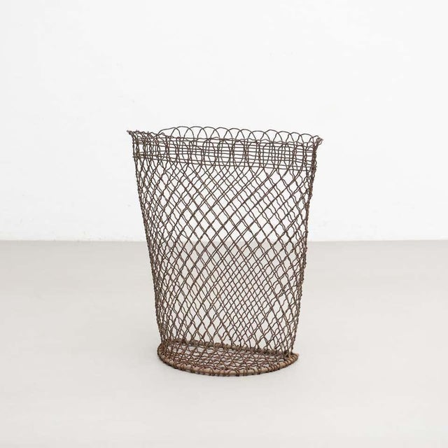 Wired umbrella holder / paper bin designed by an unknown designer. Manufactured circa 1960. France In original condition,...