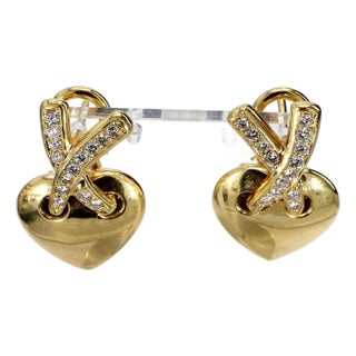 Late 20th Century Pair of 18k Yellow Gold Heart Shaped Earrings With Diamond Accents For Sale