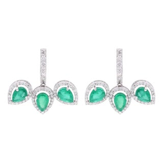 Natural Emerald 2.55ct & Diamond 0.85ct Stud Earrings in 18k Gold For Sale