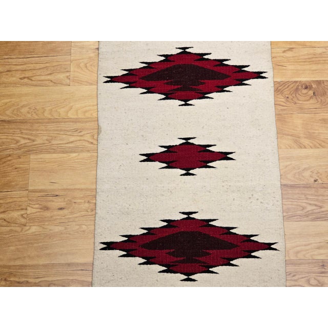 Vintage Native American Navajo Rug, Handwoven Wool, Medallion Pattern, 2x3 For Sale In Chicago - Image 6 of 12