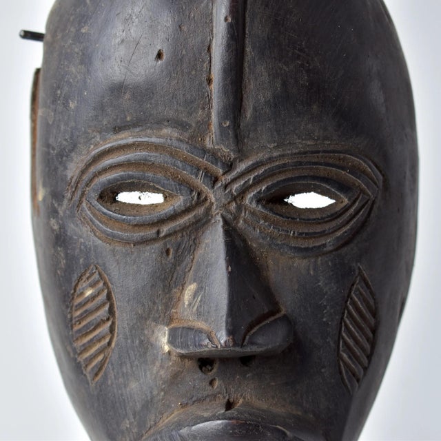 African Early 20th Century Dan Deangle Mask For Sale - Image 3 of 13
