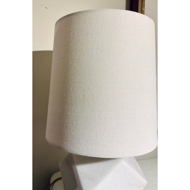 Mod White Marble Geometric a Cut Above Table Lamp For Sale - Image 4 of 4
