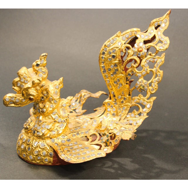 Burmese Bird-Shaped Betel Gold Lacquered Box For Sale - Image 9 of 13