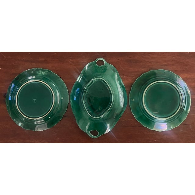 Antique English Green Majolica Bread Basket and Wall Plates- Set of 3 For Sale - Image 16 of 16