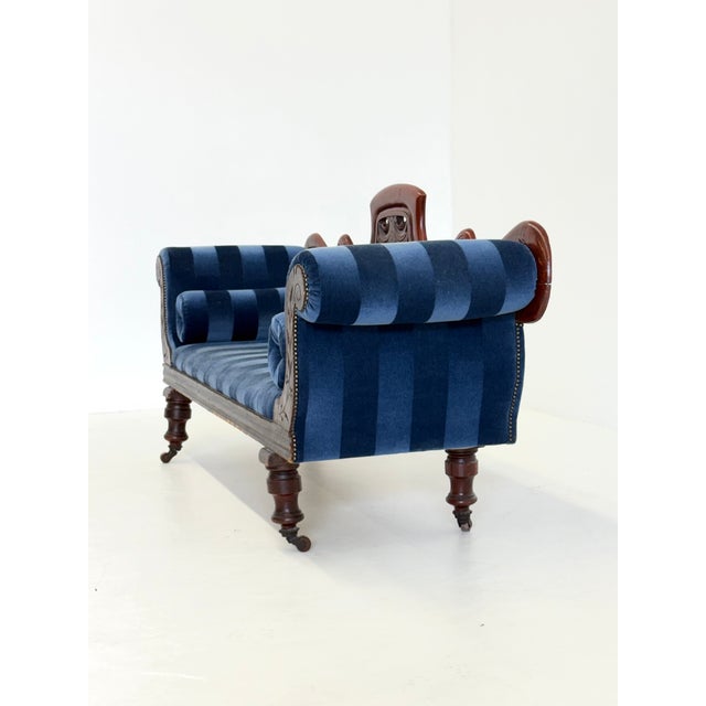 Antique Victorian Chaise Longue, in Good conditions. Designed 1920 to 1949