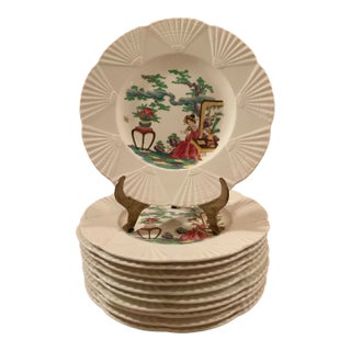 Vintage Wedgwood Etruria “Chinese Legend” Luncheon Plates – Set of 11 for Palm Beach Regency & Grandmillennial Hosting. See Pics! For Sale