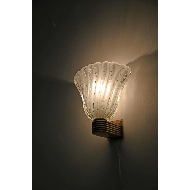 Large Murano Glass and Brass Flower Sconces from Barovier, Italy 1940s, Set of 2 For Sale - Image 4 of 18