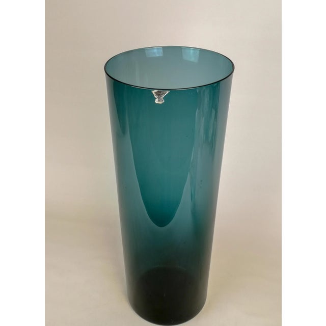Mid-Century Modern Large Glass Vase by Kjell Blomberg for Gullaskruf, 1950s For Sale - Image 3 of 10