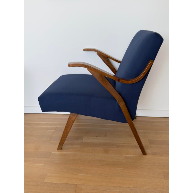 Mid-Century Modern Vintage Lounge Chair by Tatra Pravenec, 1960s For Sale - Image 3 of 6
