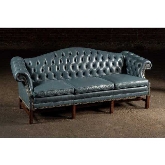 Traditional Vintage Tufted Leather Chesterfield Sofa in Blue For Sale - Image 3 of 16