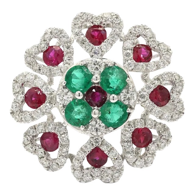 14k White Gold Emerald and Ruby Floral Cocktail Ring With Diamonds Size 6 For Sale - Image 4 of 13