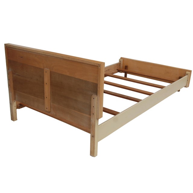 1960s Merton Gershun for American of Martinsville Urban Suburban Bed For Sale - Image 5 of 7