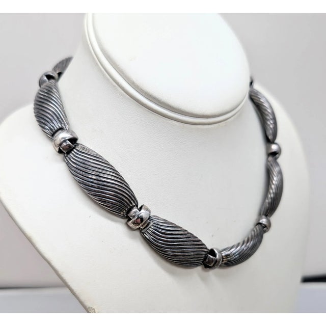 1950s Vintage 1950s Signed Napier Silvertone Ribbed Collar Necklace For Sale - Image 5 of 6