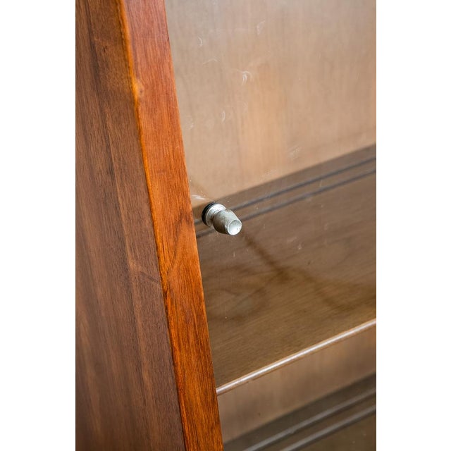 Brown 1960s Mid Century Modern China Cabinet Profile Drexel John Van Koert MCM Hutch Glass M For Sale - Image 8 of 12