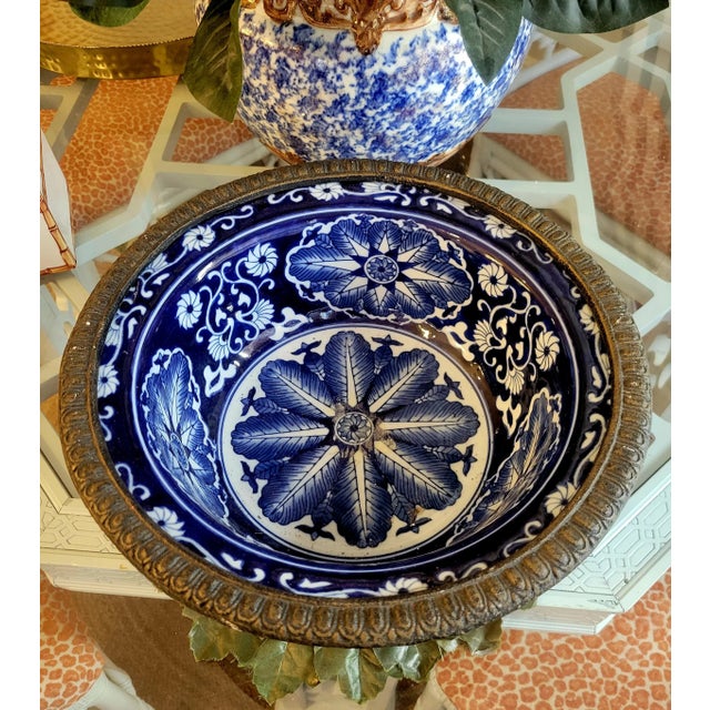 Vintage Bombay Company Large Porcelain Chinoiserie Blue White Brass Rim Decorative Bowl For Sale In West Palm - Image 6 of 7