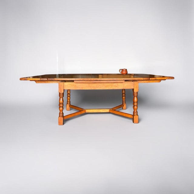 Brown 1940s Cushman Colonial Creations Solid Rock Maple Draw Leaf Table. For Sale - Image 8 of 12