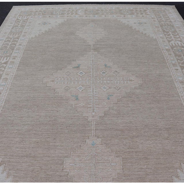 Early 21st Century Oushak Rug With a Taupe Base and Soft Ivory, Light Blue Accents 10'0 X 14'4 For Sale - Image 5 of 12