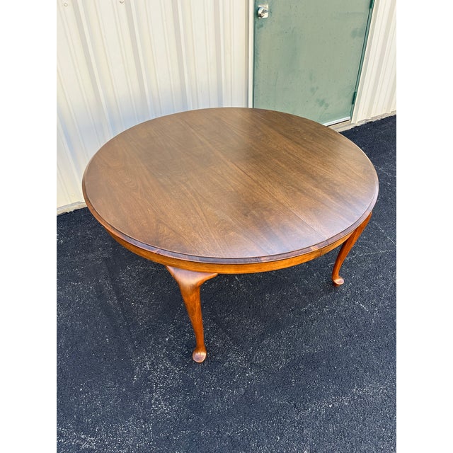 Early 20th Century Early 1900s Large Round Oak Farmhouse Dining Table For Sale - Image 5 of 12