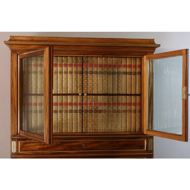 Louis XVI Secretaire in Satinwood For Sale - Image 12 of 15