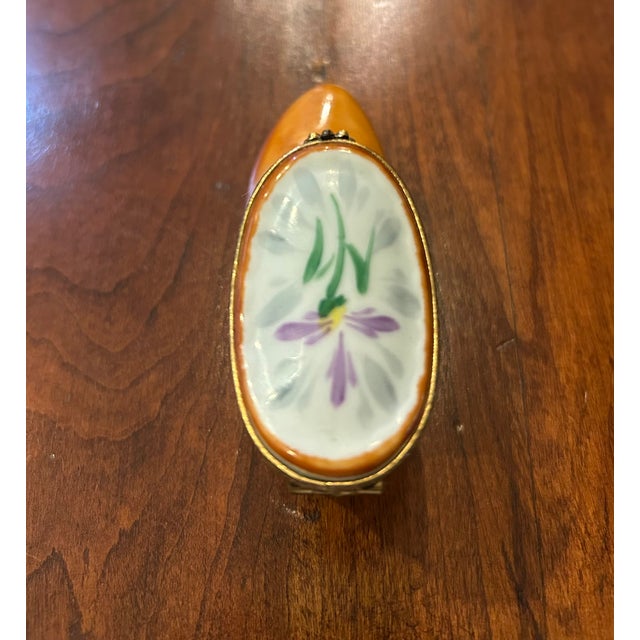 Limoges, France Vintage Limoges Trinket Box For Sale - Image 4 of 4
