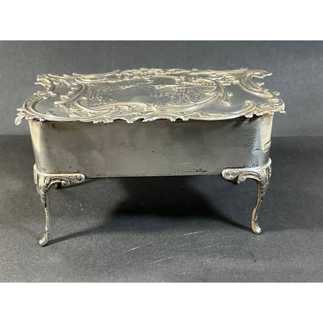 William Comyns & Sons Edwardian English William Comyns Sterling Silver Desk Form Jewelry Box For Sale - Image 4 of 18