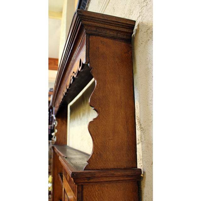 George III Period English Country Oak Dresser, Circa 1800-1830 For Sale In Raleigh - Image 6 of 11