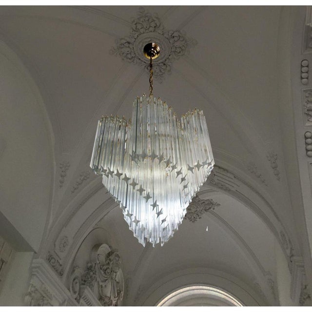 Metal Italian Quadriedri Gold Metal Frame Murano Chandeliers, Set of 2 For Sale - Image 7 of 18