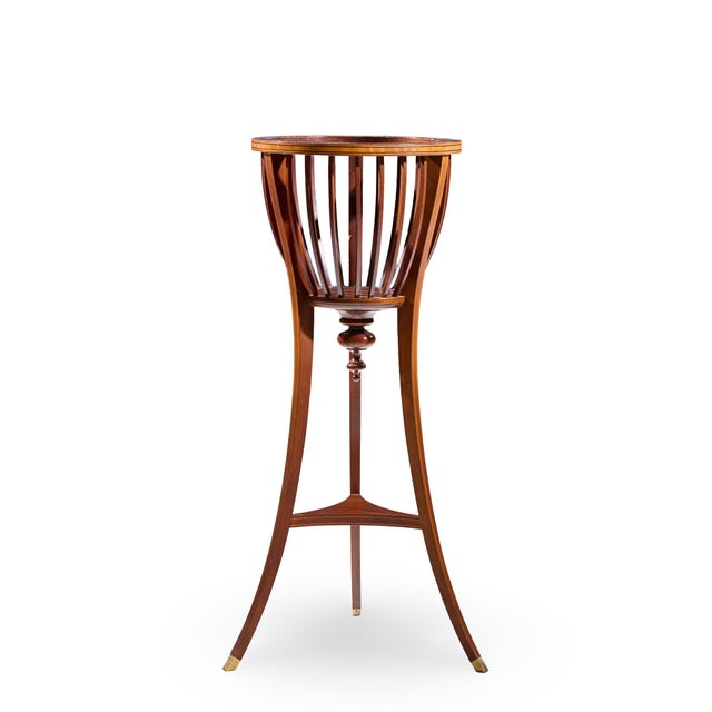 Baker Furniture Historic Charleston Collection Mahogany Planter This planter measures: 18.25 wide x 18.25 deep x 36 inches...