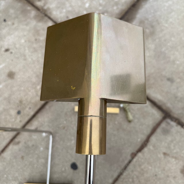 Pair of 1970s Cedric Hartman Cantilevered + Pivoting Head Floor Lamps For Sale In Chicago - Image 6 of 14