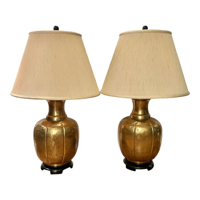 Vintage 1960’s Paul Hanson Hammered Brass Chinoiserie Table Lamps With Original Shades For Sale