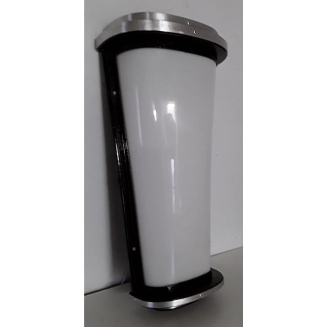 Conically Wall Lamp in Black Painted Metal, Curved Aluminum Strips & White Acrylic Glass Screen, 1950s, in Good...