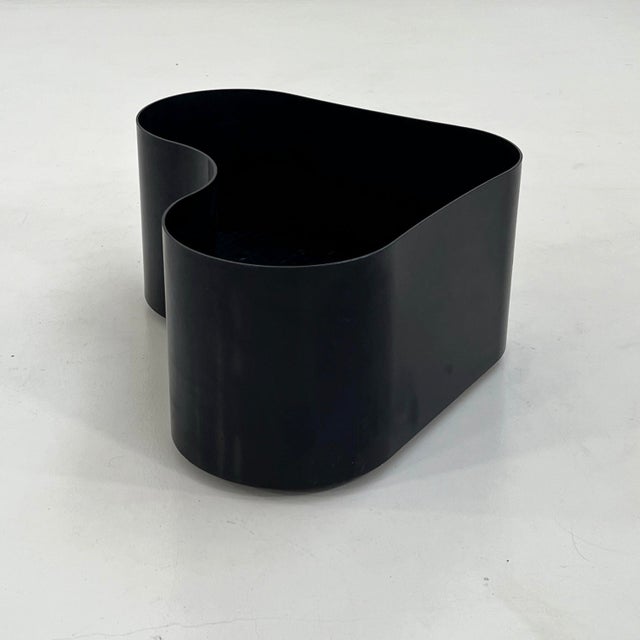 Wavy Crescendo Planter on Wheels by Isao Hosoe for Bilumen, 1970s For Sale - Image 3 of 8
