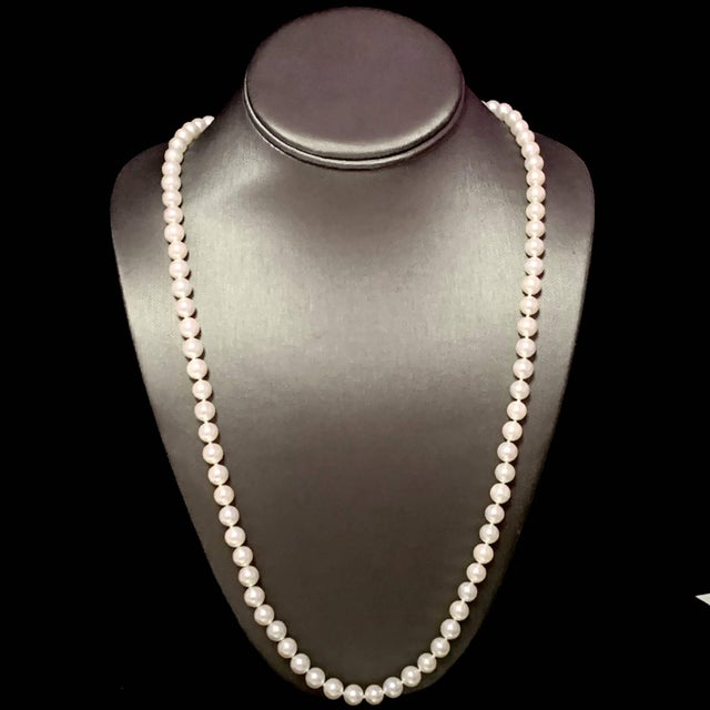 Traditional Akoya Pearl Necklace 14k Gold 27" 7.5 Mm Certified For Sale - Image 3 of 6