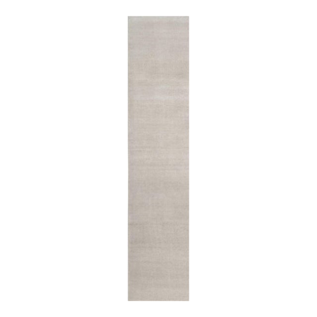 Rug & Kilim’s Oversized Contemporary Textural Solid Rug in Ivory Tones For Sale