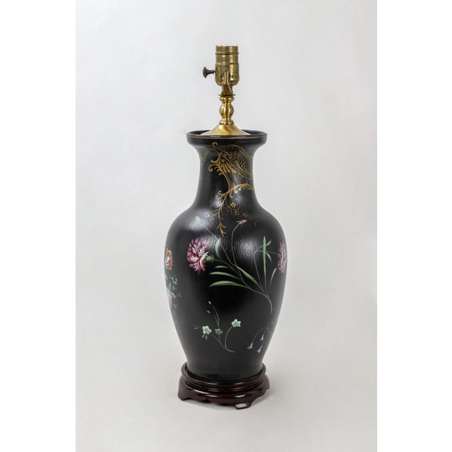 English Early 20th Century Vintage Porcelain Vase Lamp For Sale - Image 3 of 9