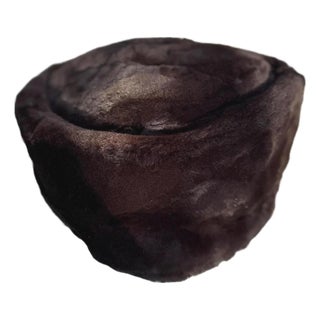 1990s Mink Fur Pillbox Hat: Espresso Brown Winter Style For Sale