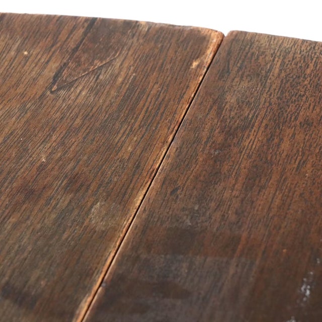 1940s William & Mary Style Turned Walnut Gate-Leg Drop-Leaf Accent Table For Sale - Image 11 of 11