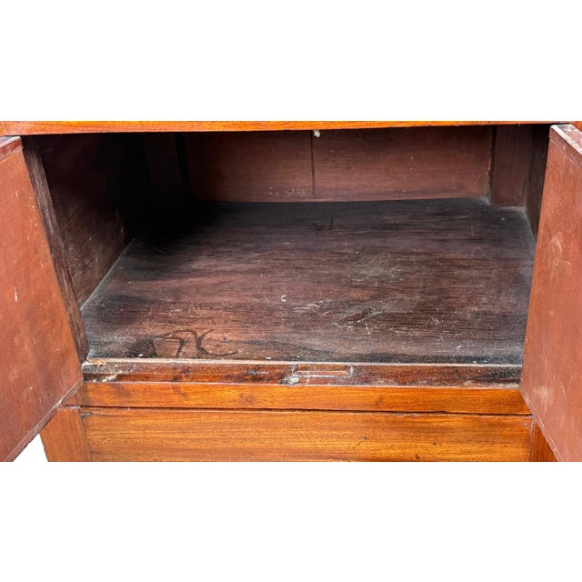 Georgian Mahogany Bedside Night Tables, 1760, Set of 2 For Sale - Image 11 of 12