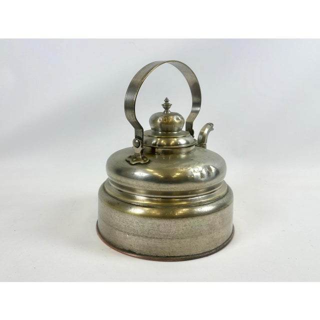 Art Deco Nickled Brass Kettle, 1930s, in Good conditions. Designed 1920 to 1949