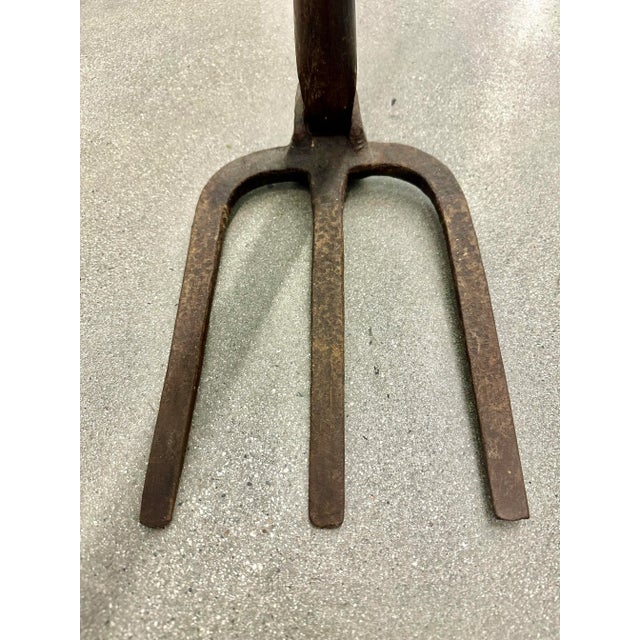 Brown Early 20th Century Meiji Japanese Fire Fighter Fireman’s Tool Wood Handle Iron Garden Antique Three Prong For Sale - Image 8 of 12