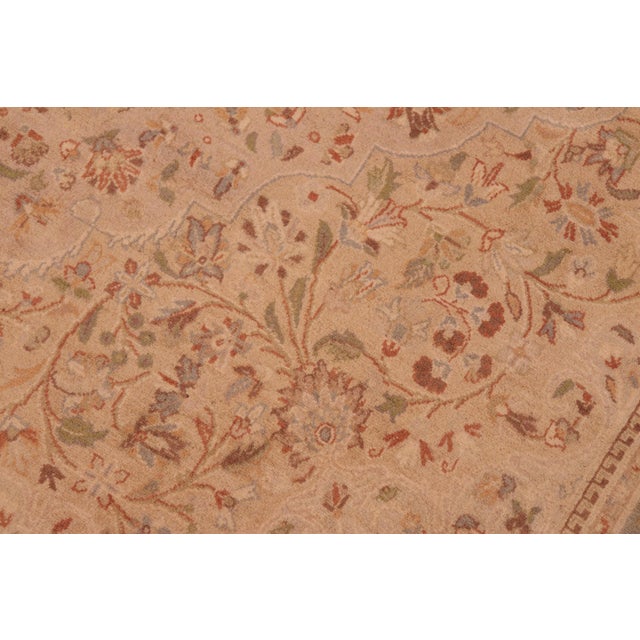 Boho Chic Medalllion 1990's Pak-Persian Taupe/Gold Wool Rug - 5'9'' X 9'3'' For Sale - Image 4 of 9