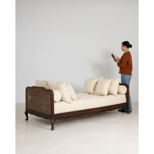 Louis XV Upholstered Daybed with Rattan Side Panels and Cushions, Rococo Style, France, Early 20th Century For Sale - Image 4 of 16