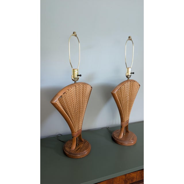 Vintage Woolums Wicker Rattan Fan Table Lamps, Pair of 2, Florida Made For Sale In Tampa - Image 6 of 14