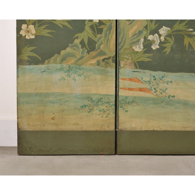 English Chinoiserie Decorated Flora and Fauna Folding Screen For Sale - Image 14 of 18